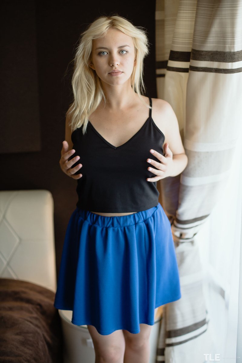 Алеся, 23 года, 4 размер груди